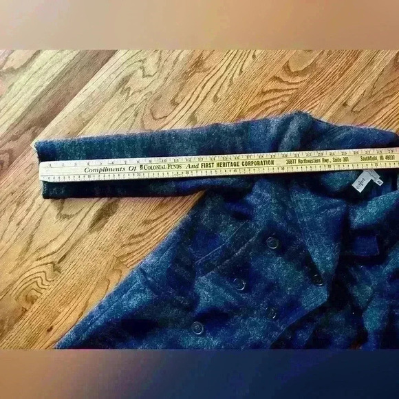 H&M (LOGG) Level of Grades Goods - Double Breasted Plaid Mid Length Coat. Size 4 - Picture 8 of 13